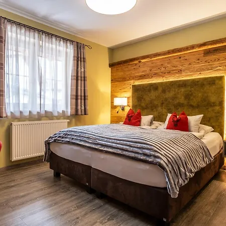 Dorfkrug - Luxury & Apartmán Kaprun